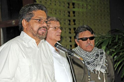 El comandante Iván Márquez criticó la postura del presidente Santos de minimizar el alcance de los diálogos de paz. 

