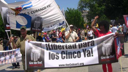 La causa de los Cinco gana adeptos en todo el mundo.