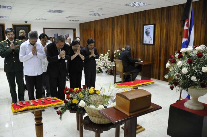 firma del libro de condolencias de Melba Hernández, Melba Hernández