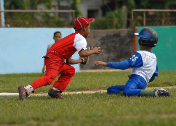 BEISBOL NIÑOS Foto: tomada del periódico escambray