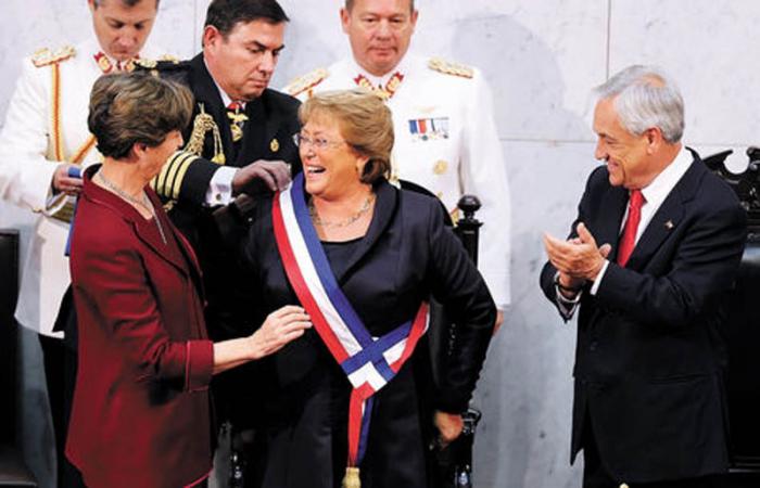 Bachelet vuelve al Palacio Presidencial de La Moneda