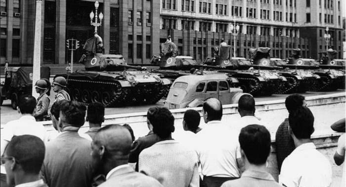 El golpe militar en Brasil, el 1ro. de abril de 1964. 