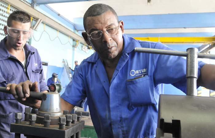 trabajadores cubanos