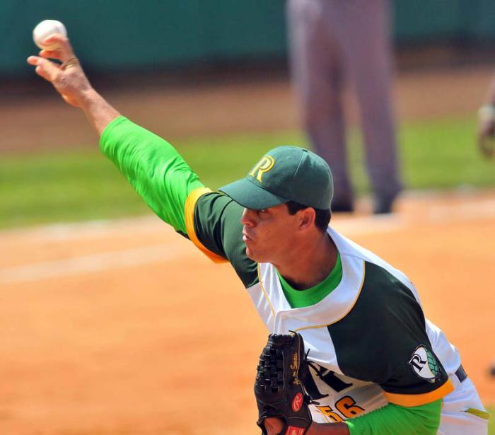 Yosvani Torres