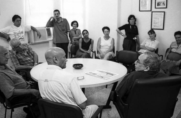 Visita de Gabriel Garcia Marques Premio nobel de literatura a Granma Internacional (foto Ricardo Lopez Hevia)
(Gabriel13)

Marq0010