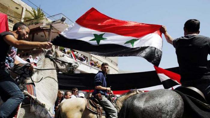 Las distintas comunidades sirias celebraron el día de la independencia de acuerdo con sus costumbres. 