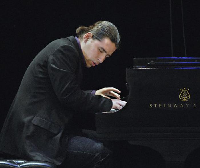 Alfredo rodríguez.