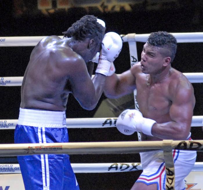 Tope de Boxeo en +91 kg Yoandi Toirac de Cuba y Mohamed Sallah Suiso  del equipo EEUU