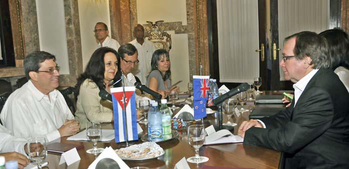 Ambos cancilleres se refirieron al buen estado de las relaciones diplomáticas. 