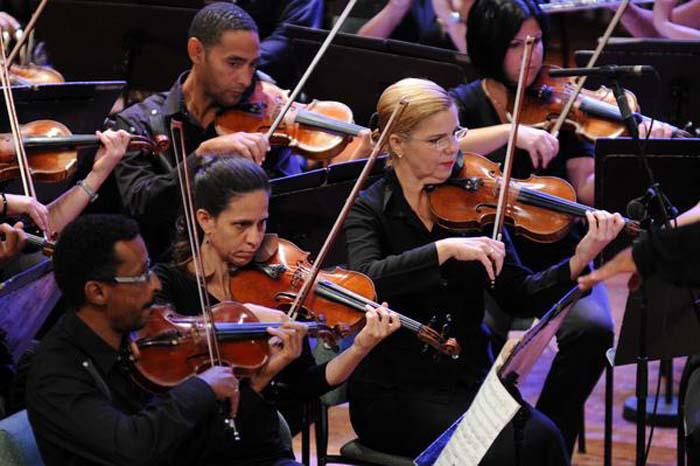 La Orquesta Sinfónica Nacional ofrecerá el primer concierto de 2017 este viernes en la Sala Covarrubias del Teatro Nacional.