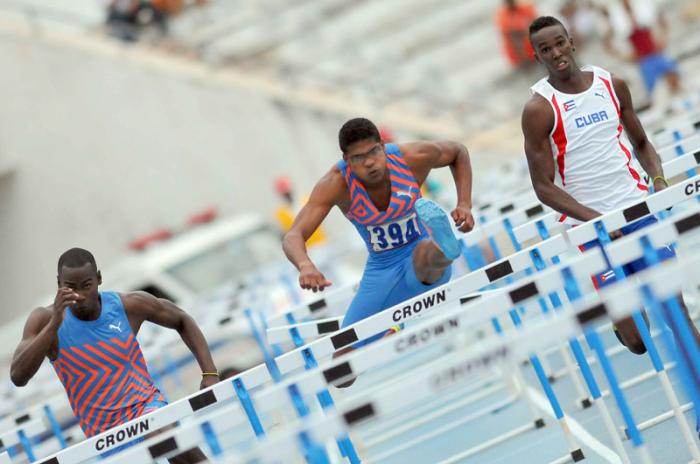Copa cuba de atletismo 100MC final ganada por Yordan O Farrill y plata de Jhonas Portilla
