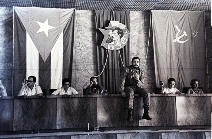 Clausura el Comandante Ernesto Che Guevara el seminario 