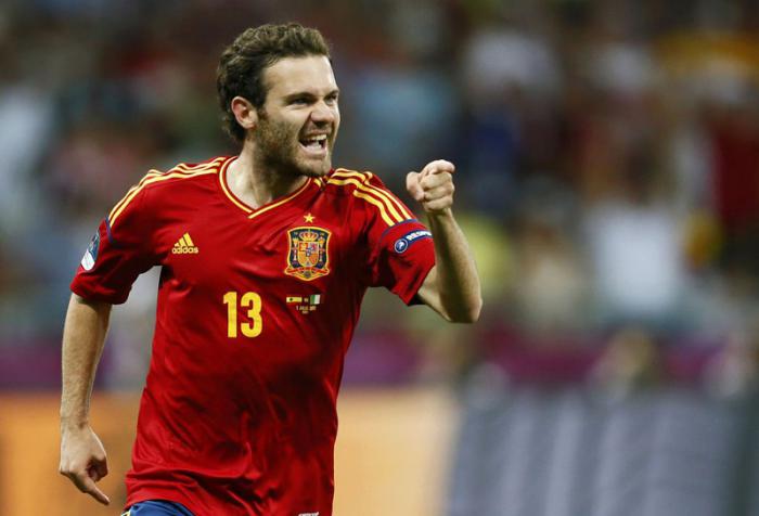 Spain's Juan Mata reacts after scoring a goal against Italy during their Euro 2012 final soccer match at the Olympic stadium in Kiev, July 1, 2012. REUTERS/Kai Pfaffenbach (UKRAINE  - Tags: SPORT SOCCER)