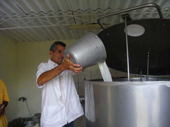 La instalación de estos termos ha favorecido la calidad de la leche acopiada. Foto del autor