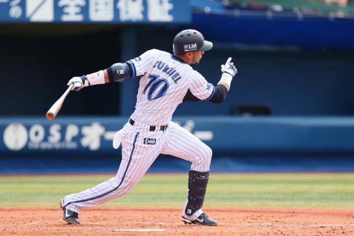 Gourriel se mantiene como tercer bate de su equipo. Foto: Japan Times 