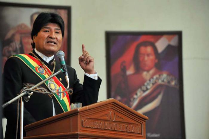 Morales, quien buscará la reelección en los comicios de octubre, presentó una agenda de trabajo de 12 puntos. Foto: ABI