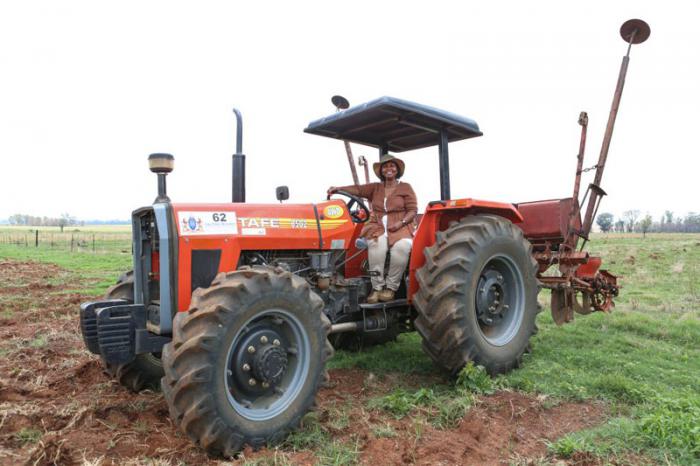 En las dos últimas décadas se han transferido a las mayorías ocho millones de hectáreas en Sudáfrica, como parte de la reforma de la propiedad de la tierra. Foto: EFE