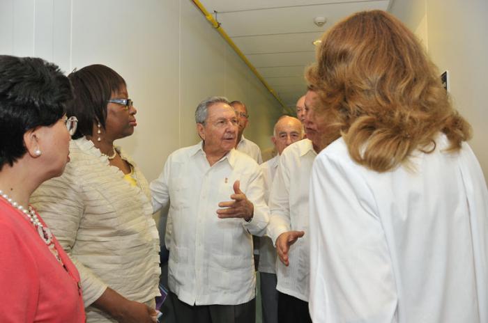 RAUL Y MARGARET