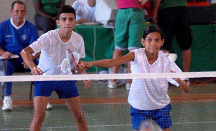 CAMAGÜEY-SEMIFINALES DEL BADMINTON