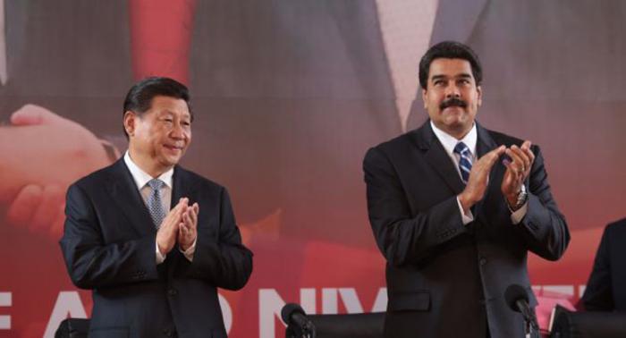 Xi Jinping y Nicolas Maduro. Ambos mandatarios clausuraron la XIII Comisión Mixta China-Venezuela