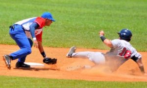 Quinto juego del Tope de beisbol entre los equipos de Cuba y EE.UU.