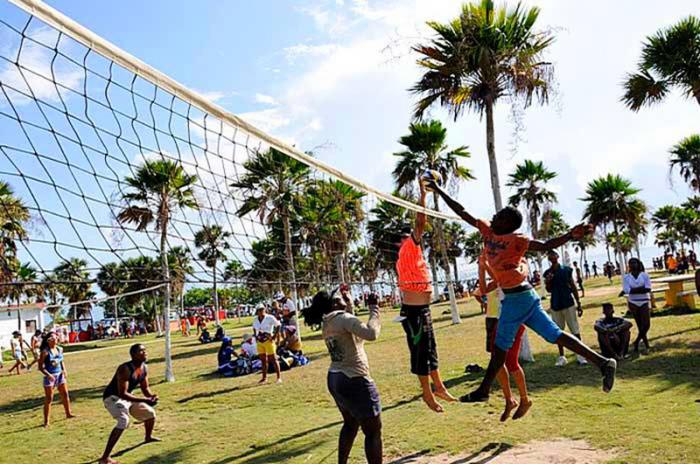 La fiesta del 12 de agosto se vivirá con acampadas, conciertos, bailables, presentaciones de proyectos socioculturales comunitarios y festivales deportivo-recreativos. foto: Gerardo mayet Cruz/ ain
