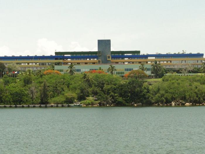 hotel Pasacaballos, inaugurado por Fidel el 18 de julio de 1976