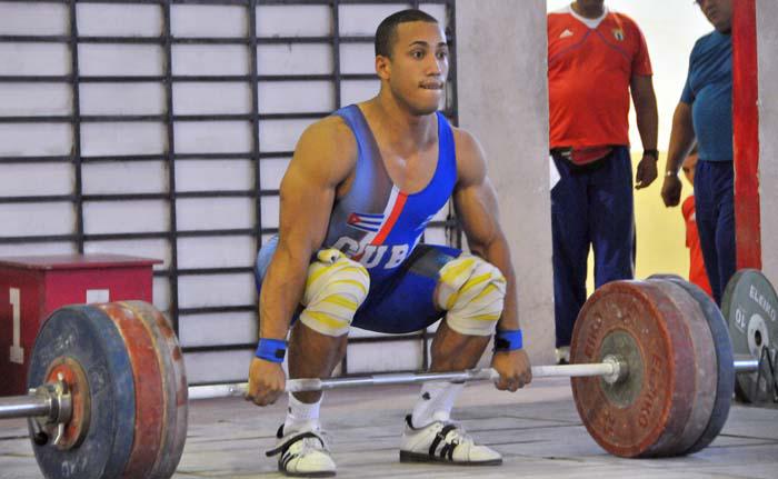 Yadier Núñez  posee talento para integrar la nómina. 