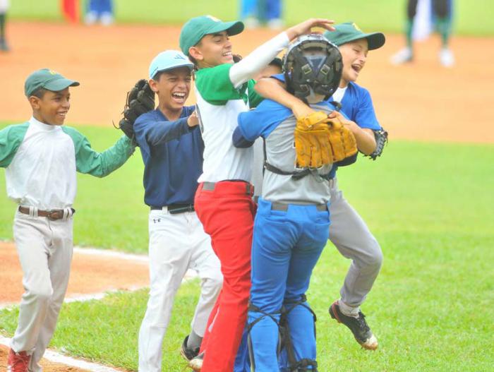 Beisbol Serie 54 inauguracion Pr vs MTZ