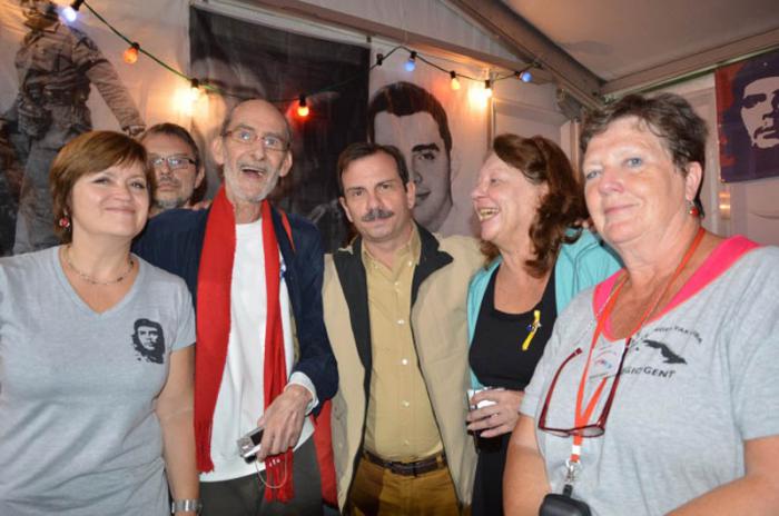 Recibe Fernando González multitudinarias muestras de admiración y compromiso con la lucha por la liberación de Ramón, Antonio y Gerardo, durante el evento Che Presente en Bélgica.