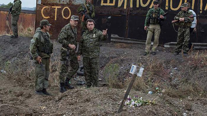 En Donetsk han sido encontradas fosas comunes. 