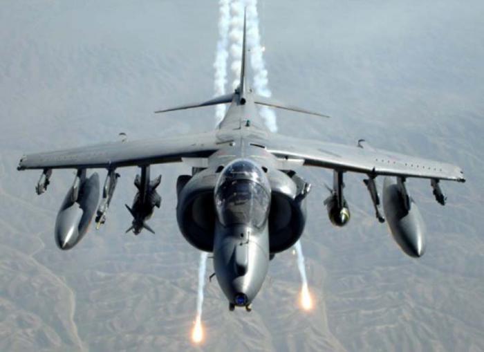 Avión AV-8B Harrier utilizado por EU
