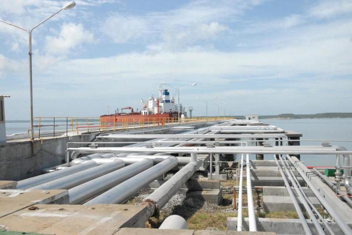 Refinería de Petróleo Camilo Cienfuegos 