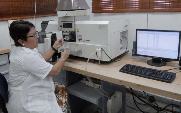 Universidad de la Habana Instituto de Ciencia y Ténica,area de espectrometro de absorción atómica.