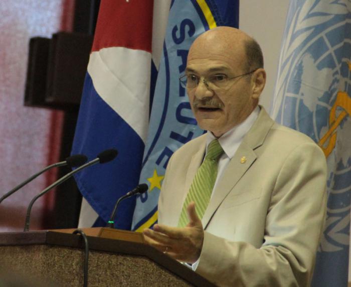 Reunion Técnica de especialistas y directivos para la prevencion y el enfrentamiento al virus del ébola. José Luis Di Fabio, representante de la Organización Panamericana-Mundial de la Salud (OPS/OMS) para América Latina y el Caribe