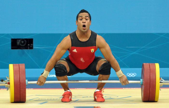 Iván Cámbar, titular en el arranque en Cartagena de Indias 2006 con 150 kg, comanda la legión de halteristas cubanos.