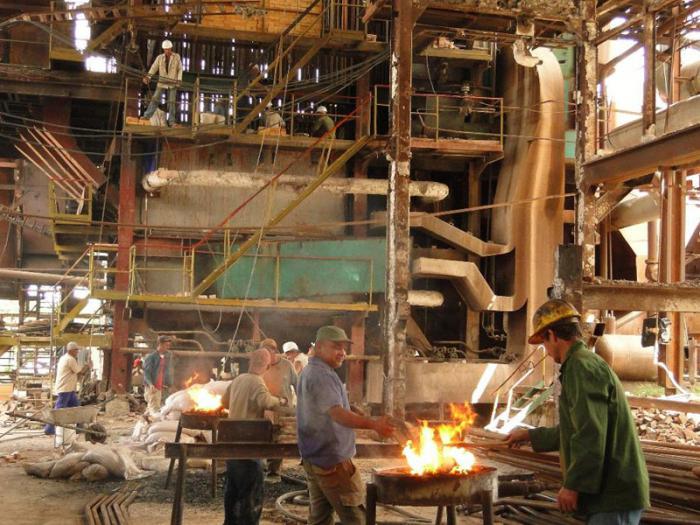 Reparaciones industriales en Central Caracas, Cienfuegos.2