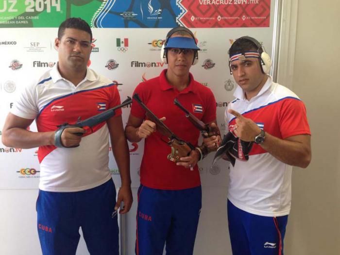 Eliéser Mora, Jorge Grau y Guillermo Pías, se comportaron de manera indetenible tanto en la pistola libre como en la neumática. Foto: cortesía del equipo.