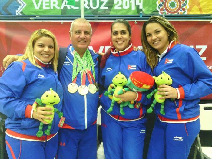 Tiro deportivo. Equipo femenino