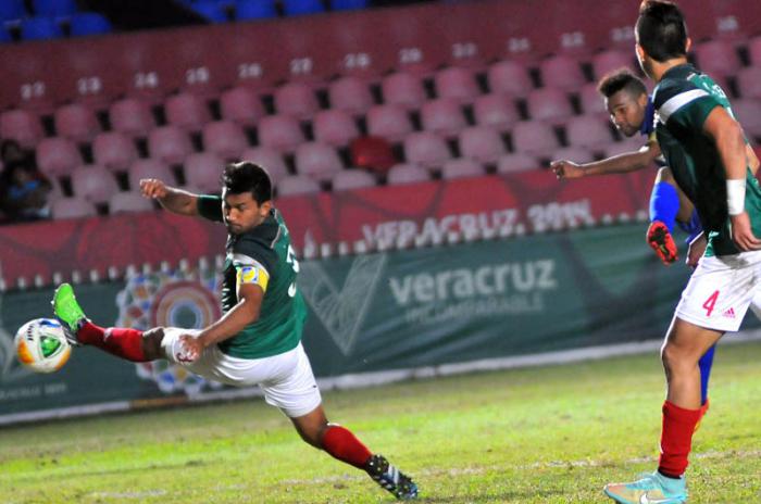 Futbol JCC cuba pierde contra mexico la semi final 7 x 6 en penales.