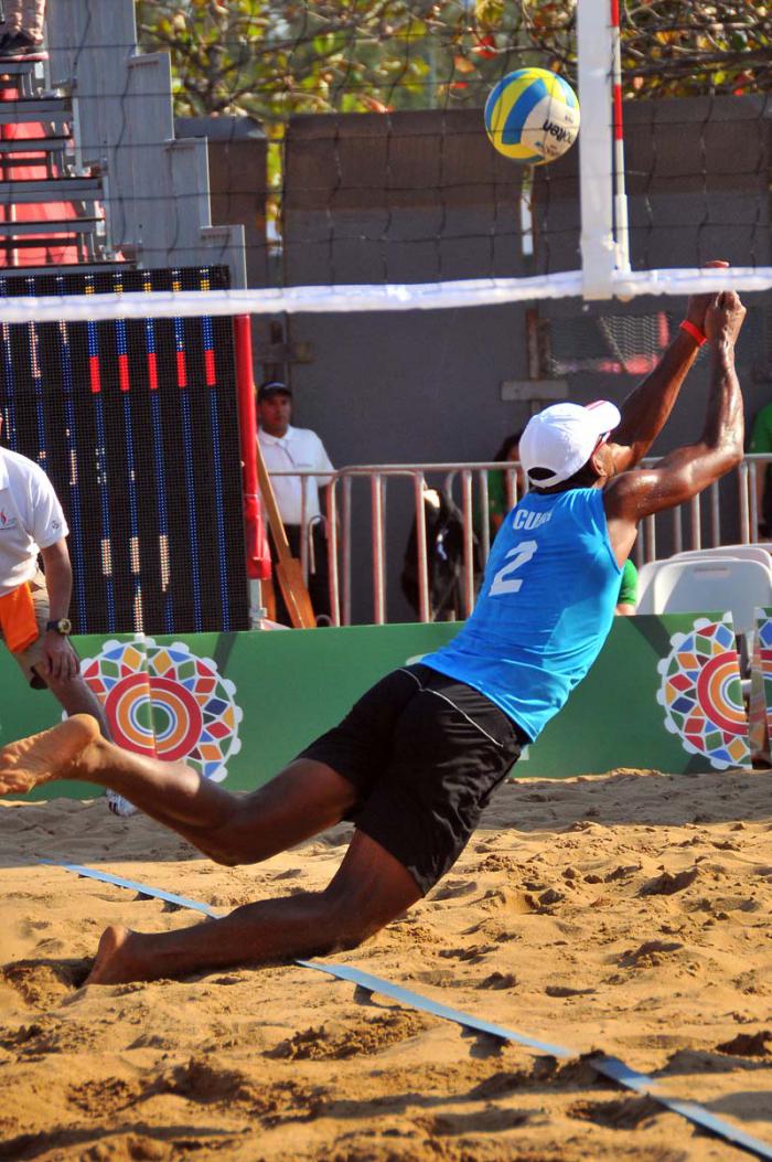 Voleivol de playa M oro para cuba Nivaldo Diaz y Sergio Gonzalez