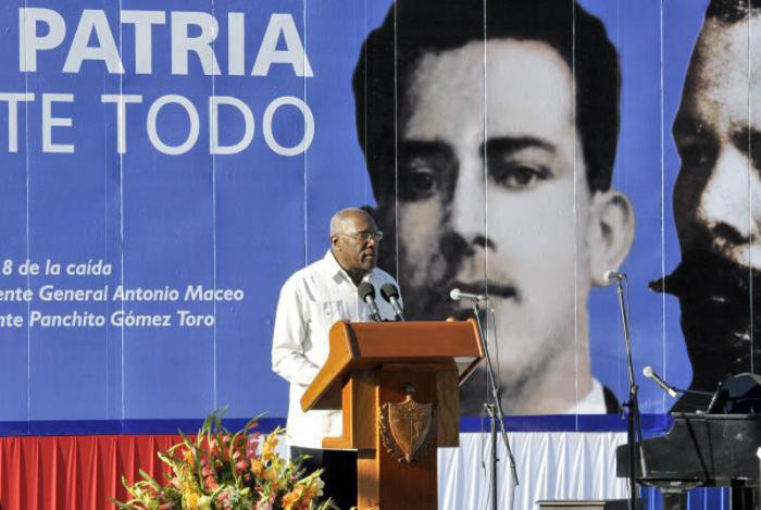 el miembro del Buró Político del Partido y vicepresidente del Consejo de Estado de Cuba, Salvador Valdés Mesa, afirmó que los cubanos siempre estaremos en deuda con la familia Maceo