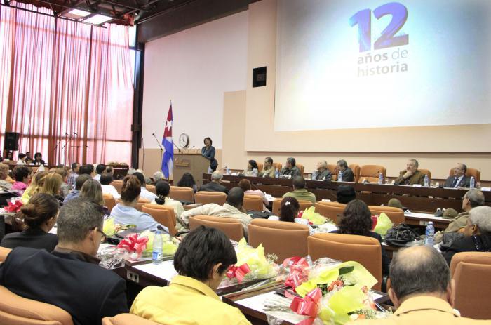 La UCI ratifica su misión de formar profesionales altamente calificados y comprometidos con la patria.