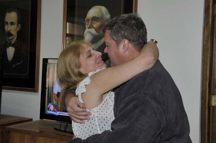 Ramón Labañino y Elizabeth Palmeiro