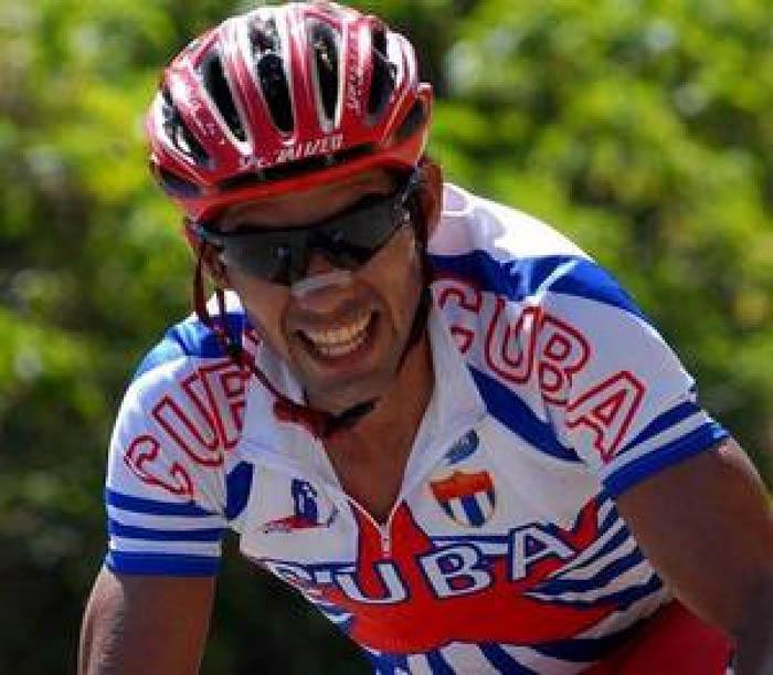 Arnold Alcolea encabeza la comitiva cubana.