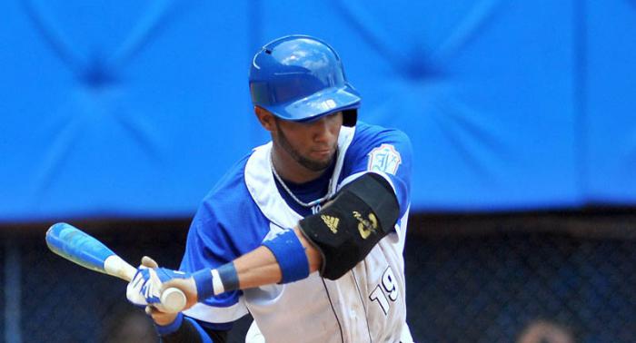 Inauguración de la 54 Serie Nacional de Béisbol - Industriales - LOURDES YUNIELKI GOURRIEL CASTILLO