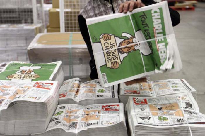 El primer número del semanario, tras el atentado a la sede de la publicación, vio la luz el 14 de enero con una tirada excepcional de cinco millones. 