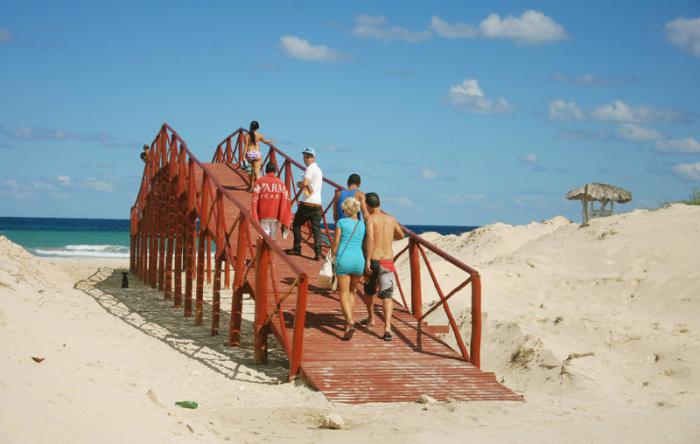 En la imagen, pasarelas en la playa de Santa María,  una de las acciones desarrolladas para la protección de las dunas en las playas. 