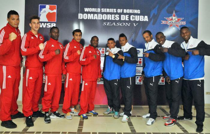 Domadores de Cuba (derecha) y Lionhearts británicos (izquierda) medirán fuerzas en la Serie Mundial de Boxeo. 