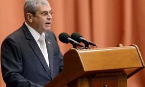 Acto por el aniversario 120 del reinicio de la Guerra de Independencia y condecoración a los Cinco